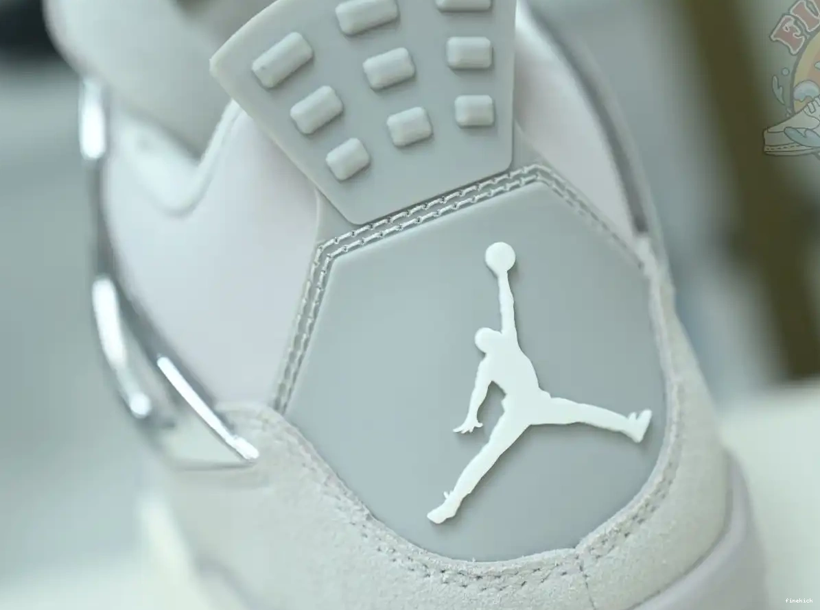 Jordan lron Jordan Air 4